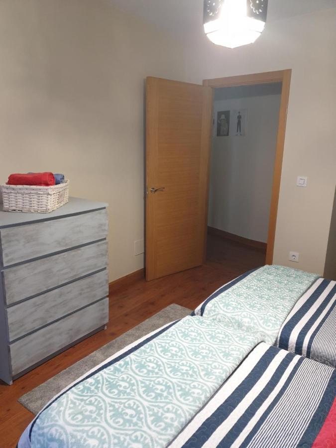 Apartamento Cine Colon Ribadeo Extérieur photo