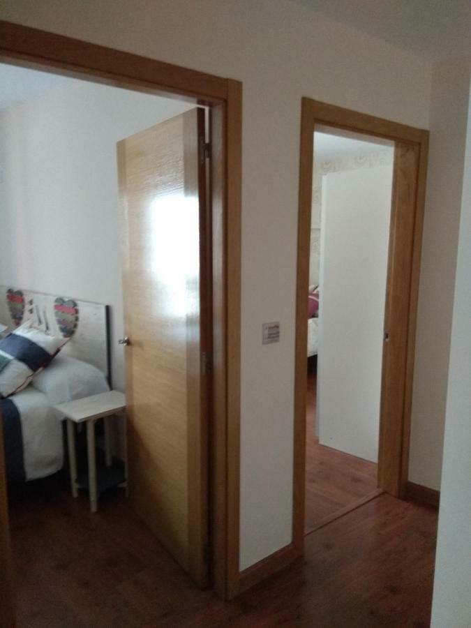 Apartamento Cine Colon Ribadeo Extérieur photo