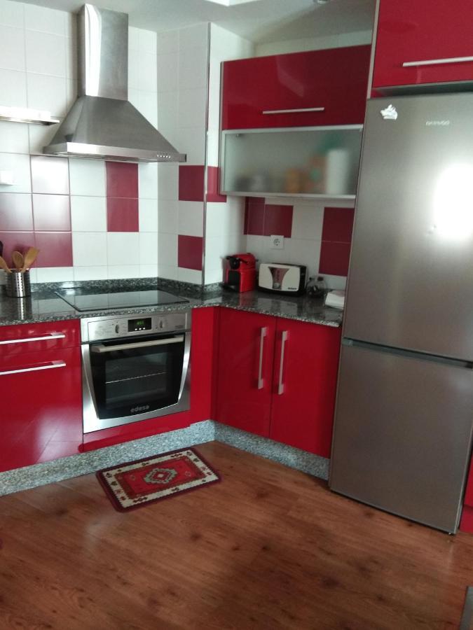 Apartamento Cine Colon Ribadeo Extérieur photo