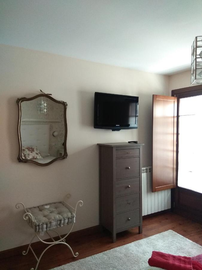 Apartamento Cine Colon Ribadeo Extérieur photo